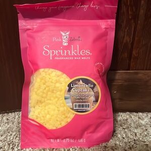 NEW Pink Zebra limoncello cupcakes 3.75 oz bag of Sprinkles.